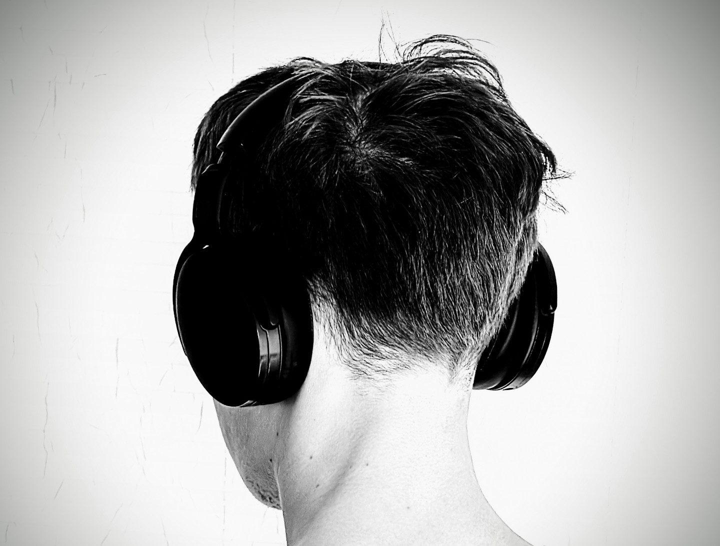 Unsplashed headphones 2